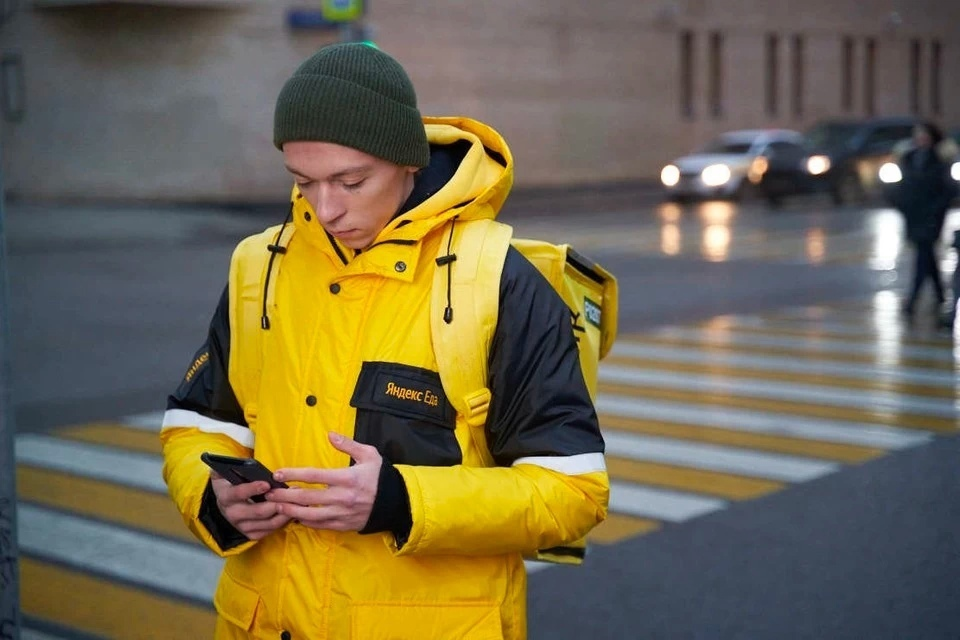как зарабатывать на курьерах яндекс